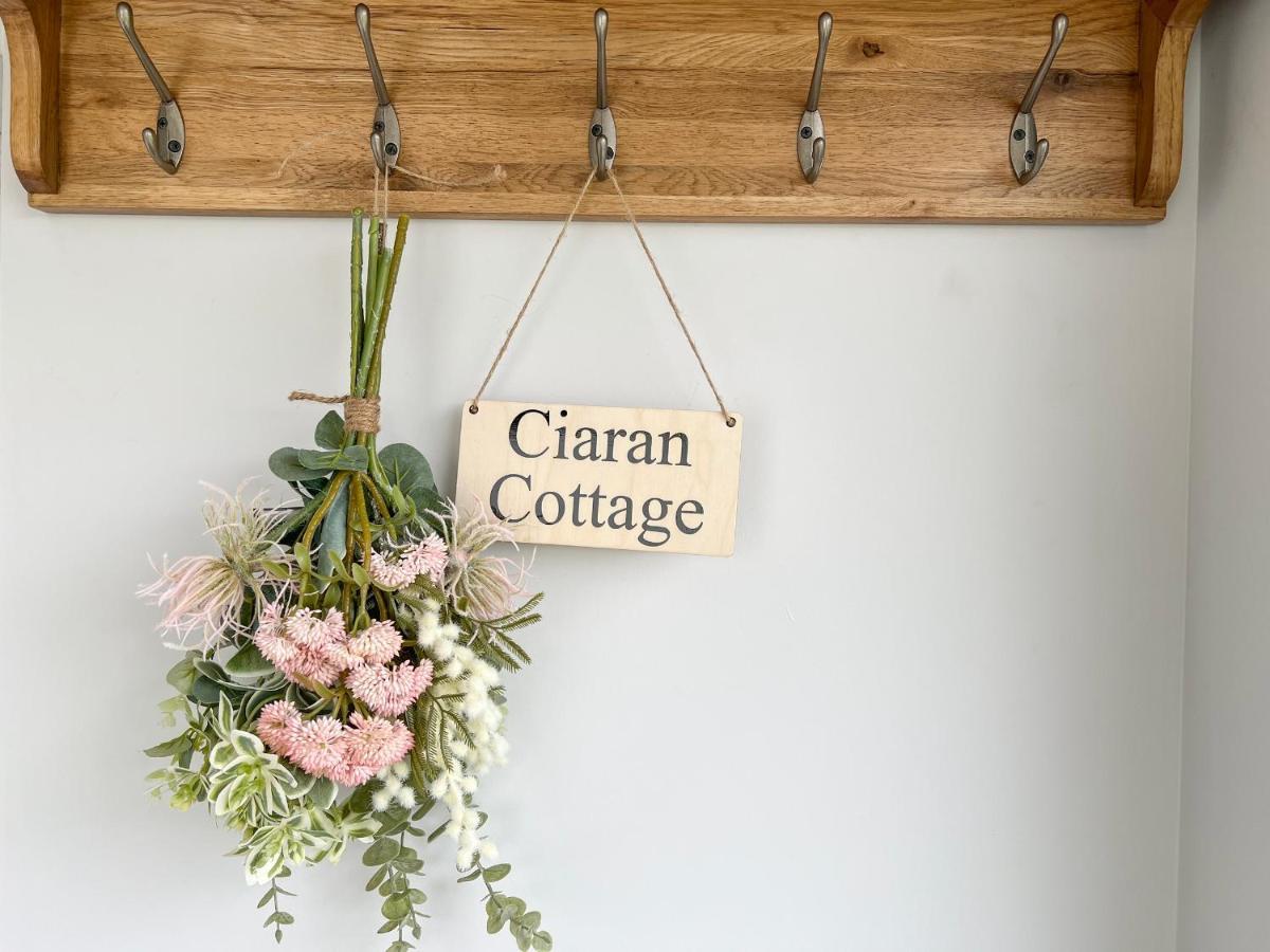 Ciaran Cottage Fearnan Екстер'єр фото